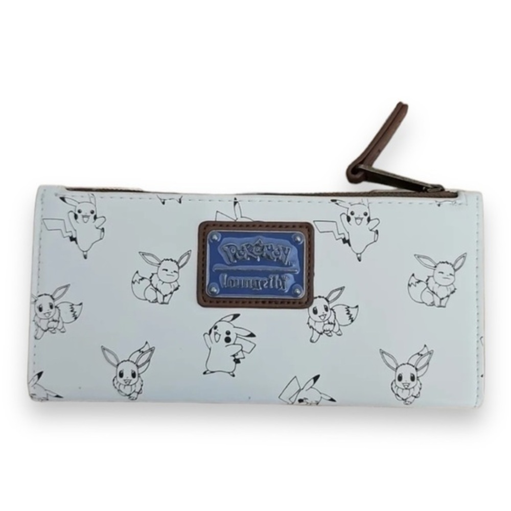 🆕 NWOT Loungefly Pokemon Pikachu Eevee Wallet Box Lunch exclusive